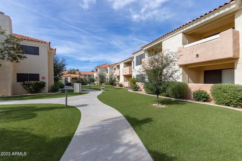 9990 N Scottsdale Road - Photo 16