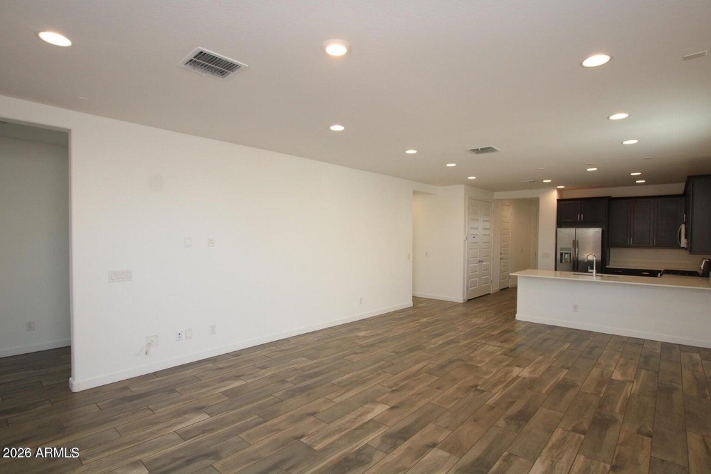 23059 E Pegasus Parkway - Photo 7