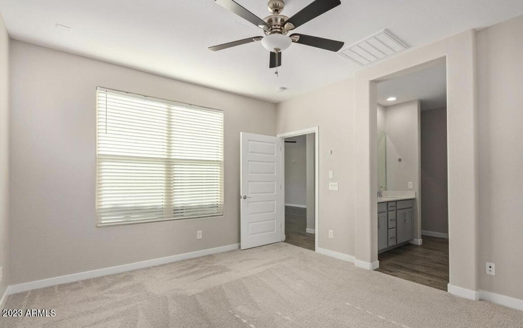 2936 N Augustine -- - Photo 11