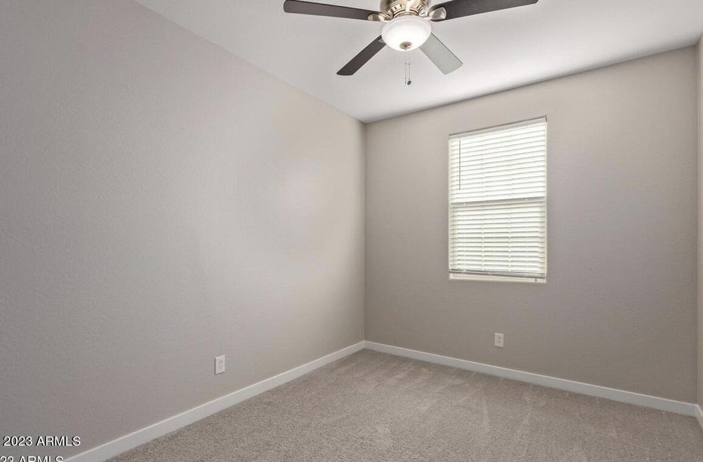 2936 N Augustine -- - Photo 14