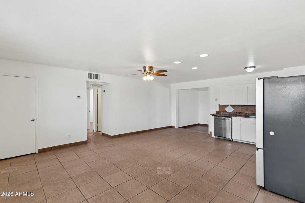 2246 W Sierra Street - Photo 10