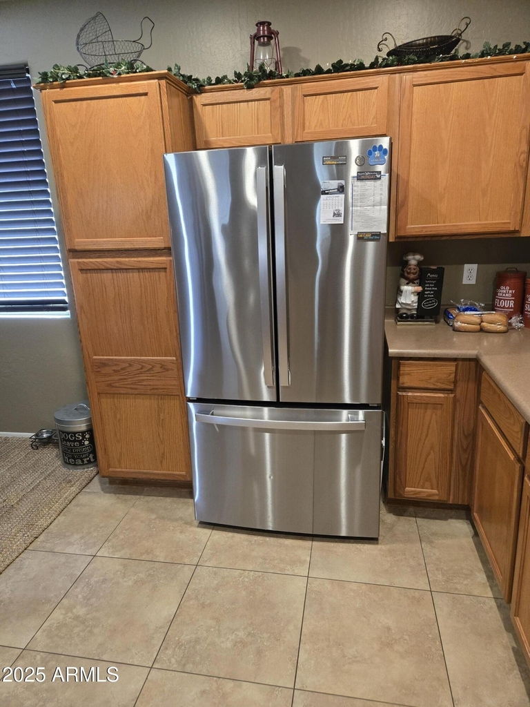 16671 N 169th Avenue - Photo 3
