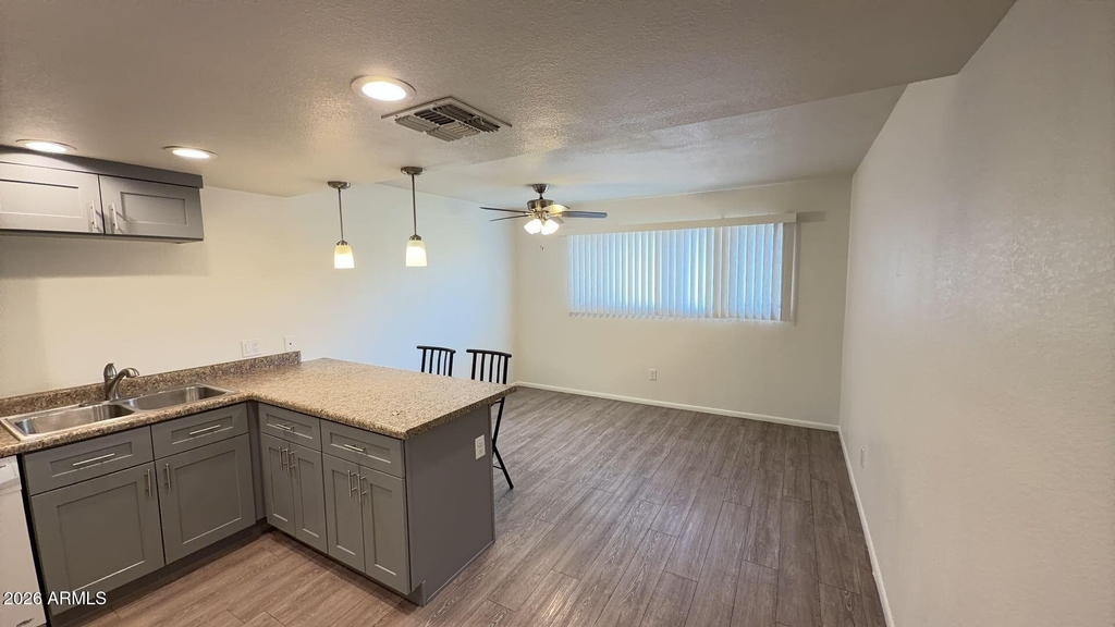 4418 N 53rd Lane - Photo 2