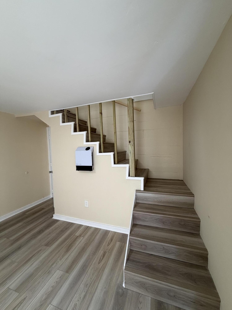 1018 Adams Street - Photo 7