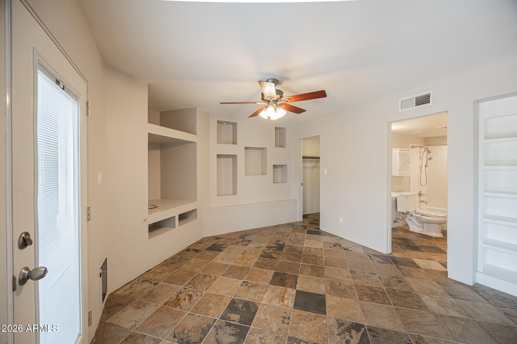 4922 N 42nd Way - Photo 5