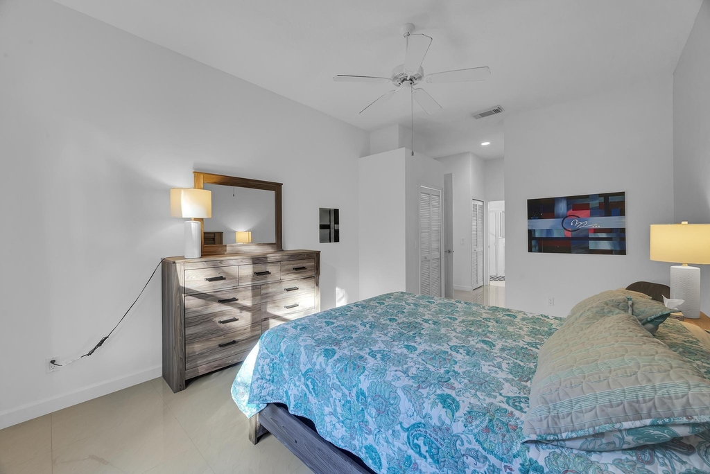 615 Sw St Thomas Cove - Photo 13
