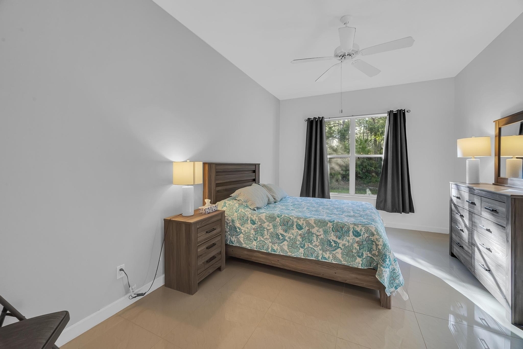 615 Sw St Thomas Cove - Photo 12