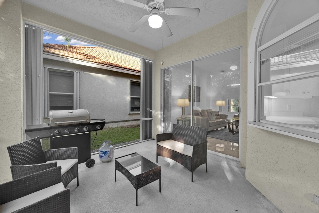 615 Sw St Thomas Cove - Photo 24