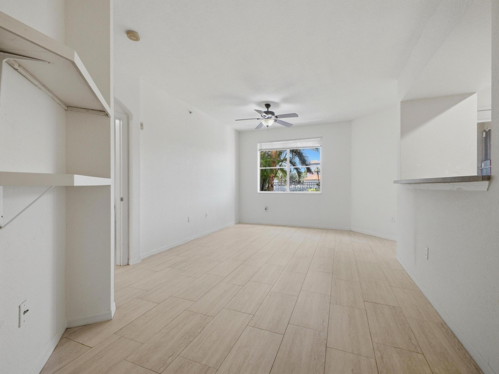 11041 Legacy Boulevard - Photo 5