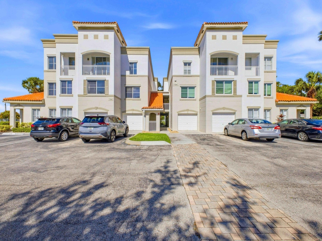 11041 Legacy Boulevard - Photo 1
