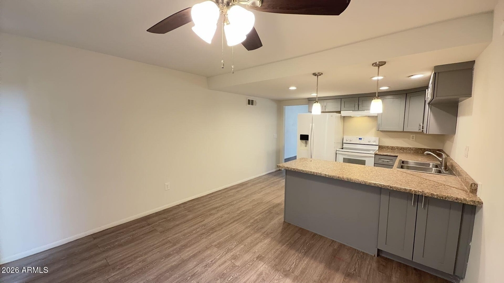 4418 N 53rd Lane - Photo 3