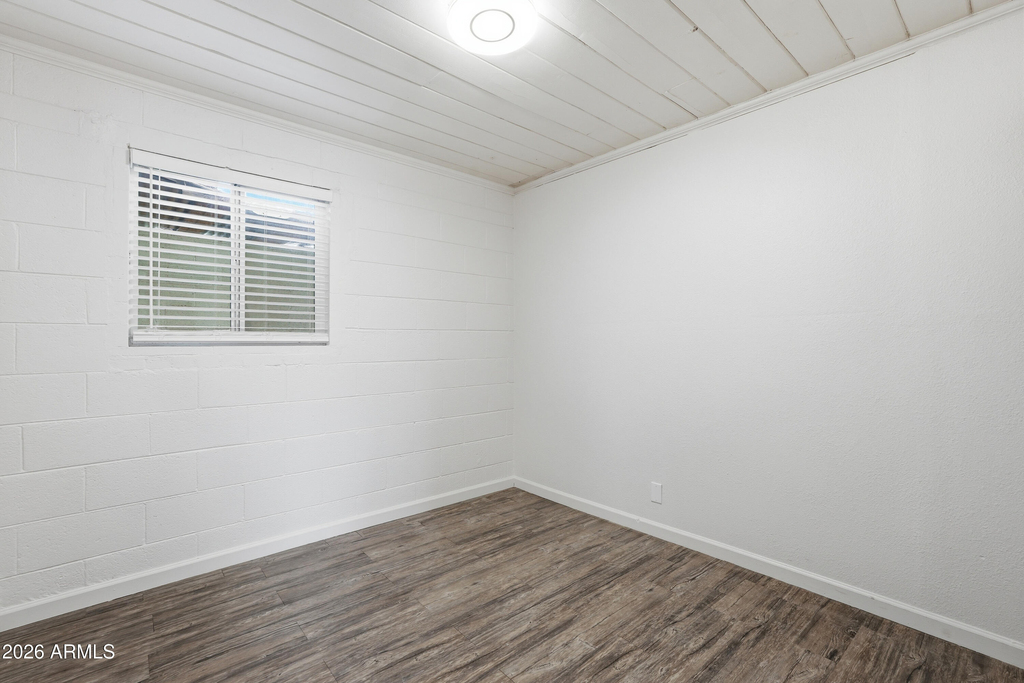 623 S Country Club Drive - Photo 8