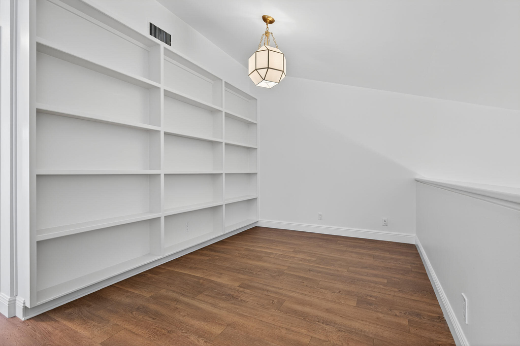 11352 Briarwood Place - Photo 10