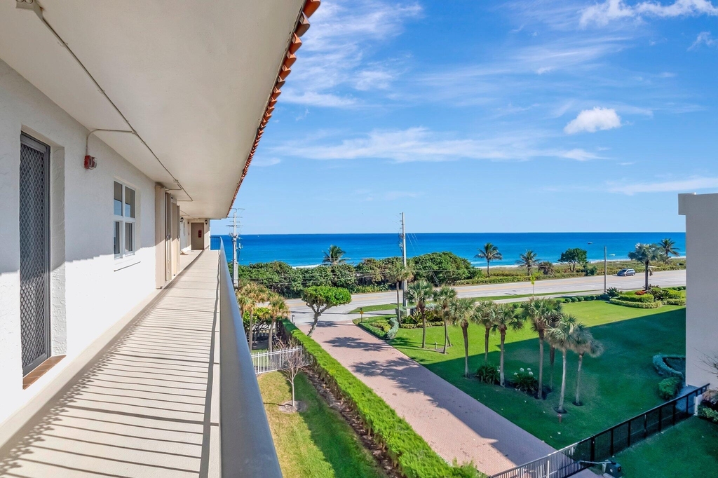 2871 N Ocean Boulevard - Photo 1