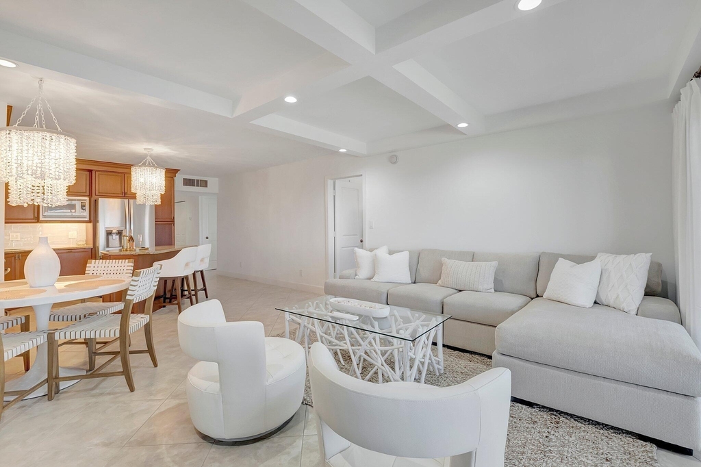 2871 N Ocean Boulevard - Photo 5