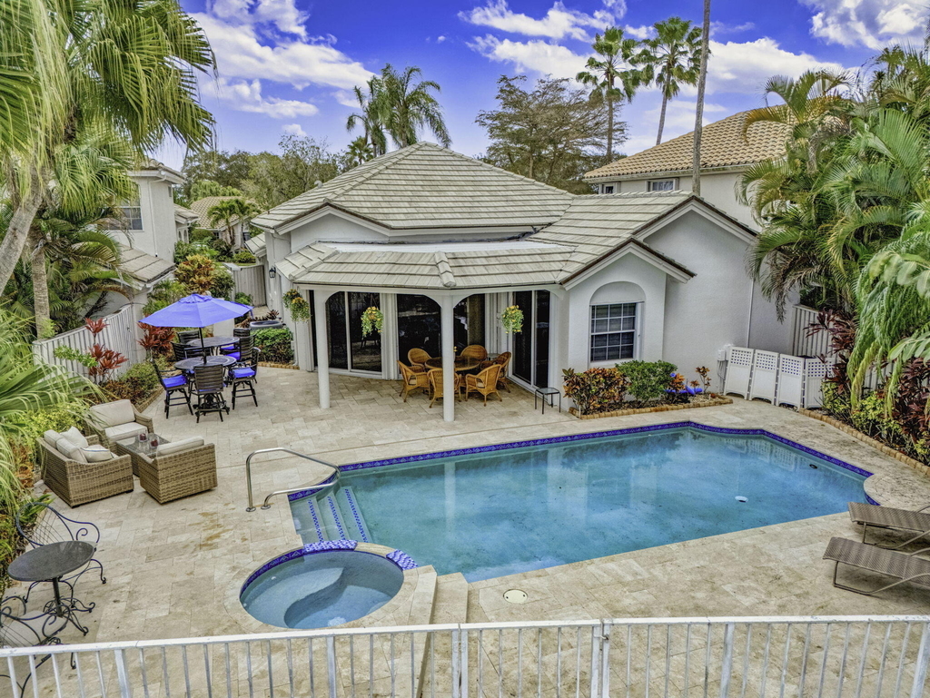 108 Eagleton Lane - Photo 0