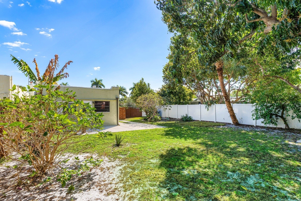 921 S M Street - Photo 34