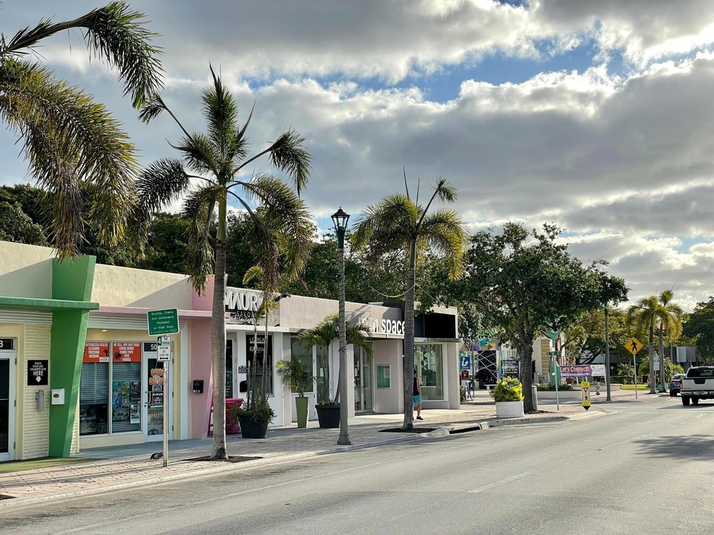921 S M Street - Photo 44