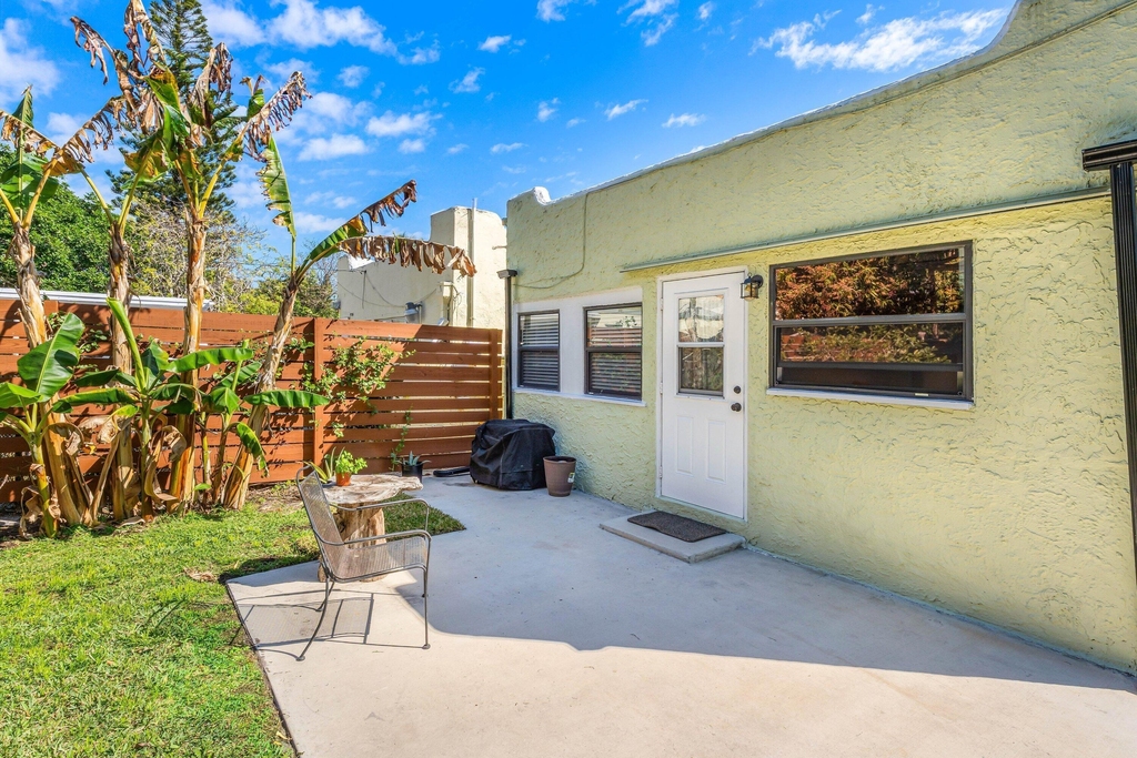 921 S M Street - Photo 29