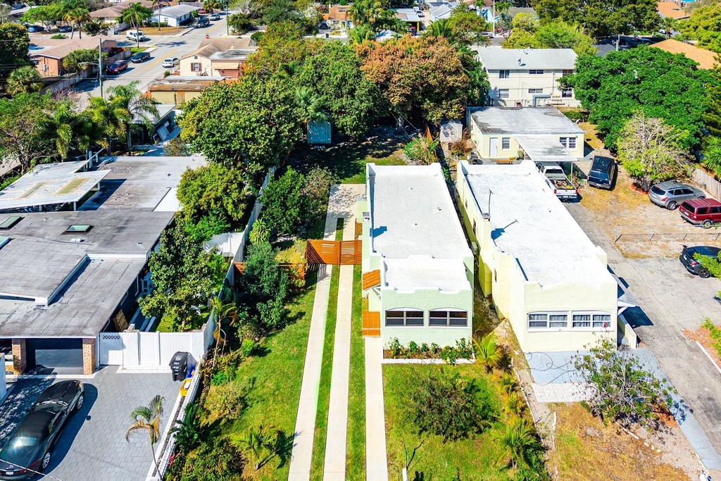 921 S M Street - Photo 27