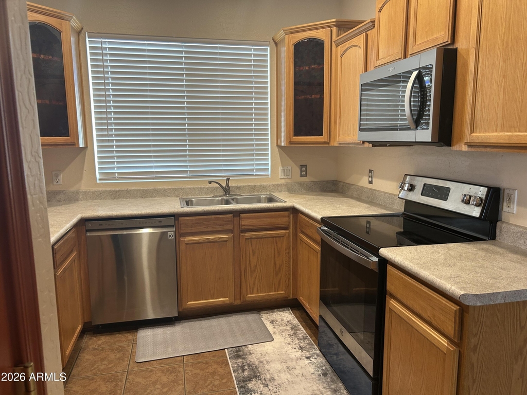 105 N Warren Street - Photo 4