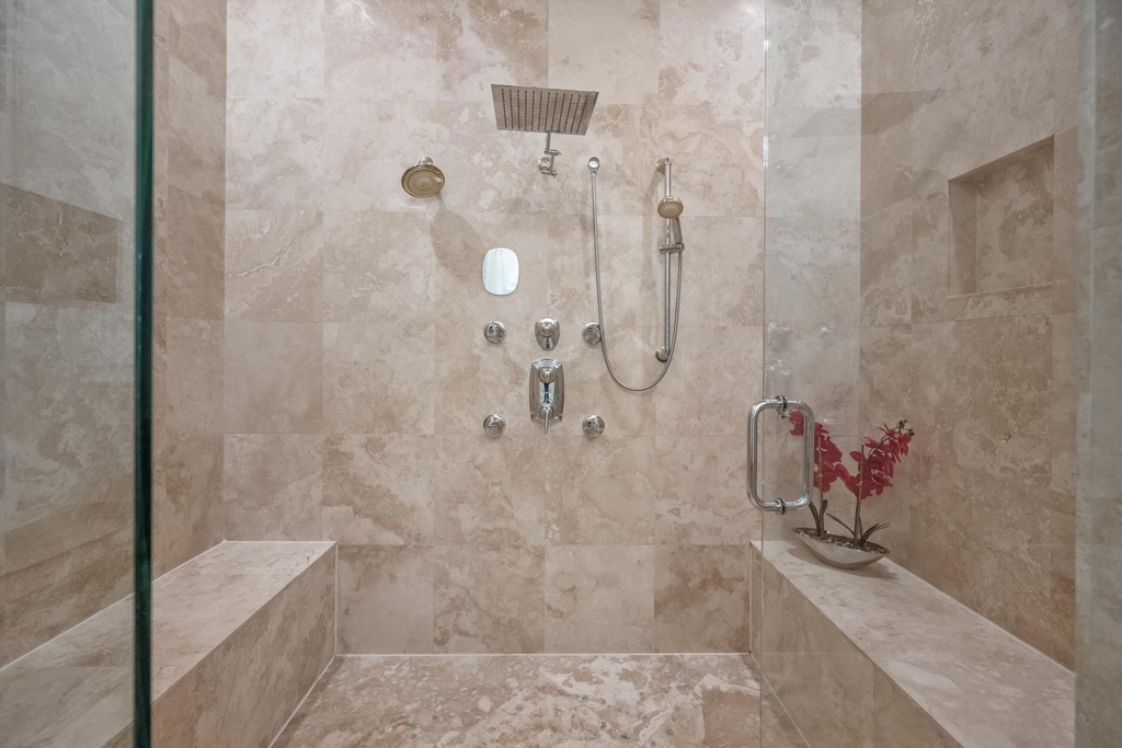 10771 Versailles Boulevard - Photo 21