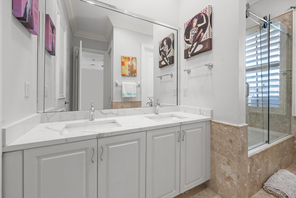 10771 Versailles Boulevard - Photo 28