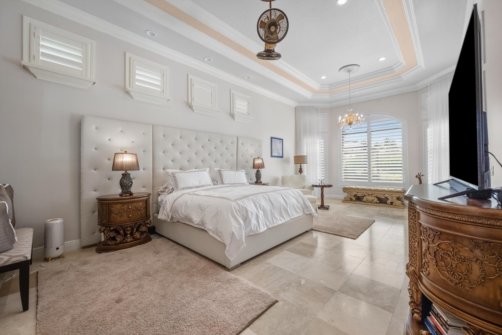 10771 Versailles Boulevard - Photo 17
