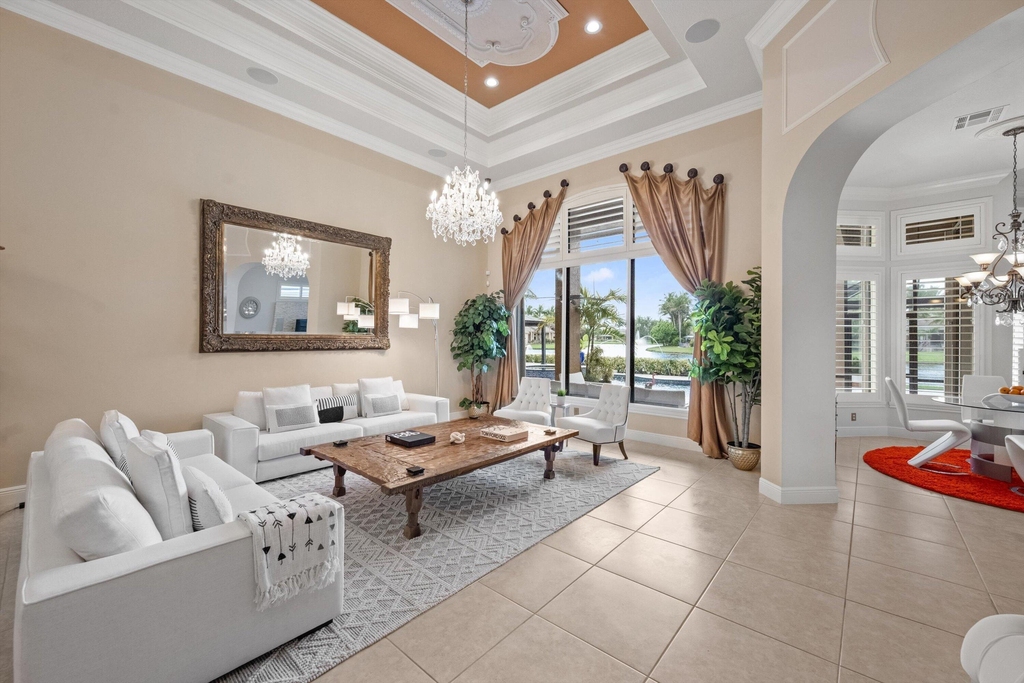 10771 Versailles Boulevard - Photo 3