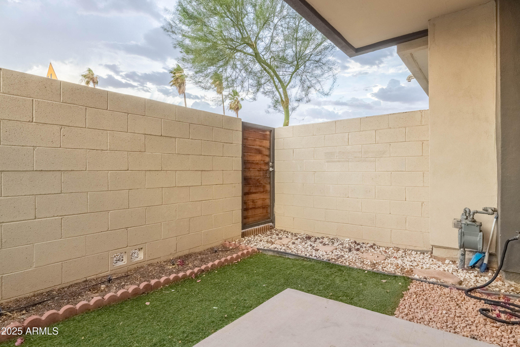6850 E Mcdowell Road - Photo 65