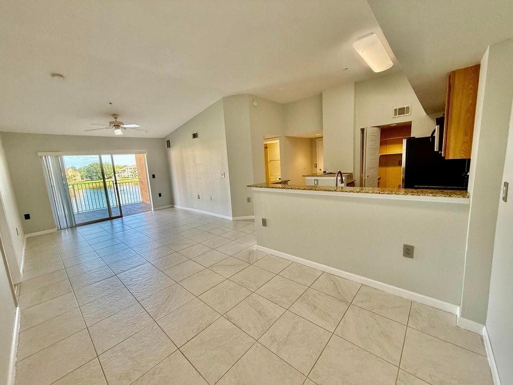 271 Sw Palm Drive - Photo 7