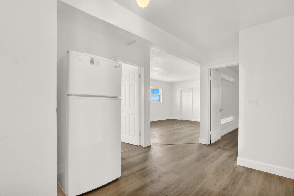 2701 Avenue E - Photo 1