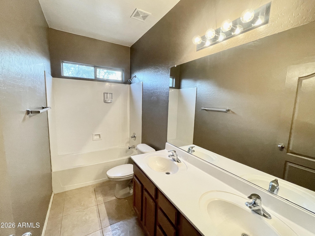17456 W Ashley Drive - Photo 24