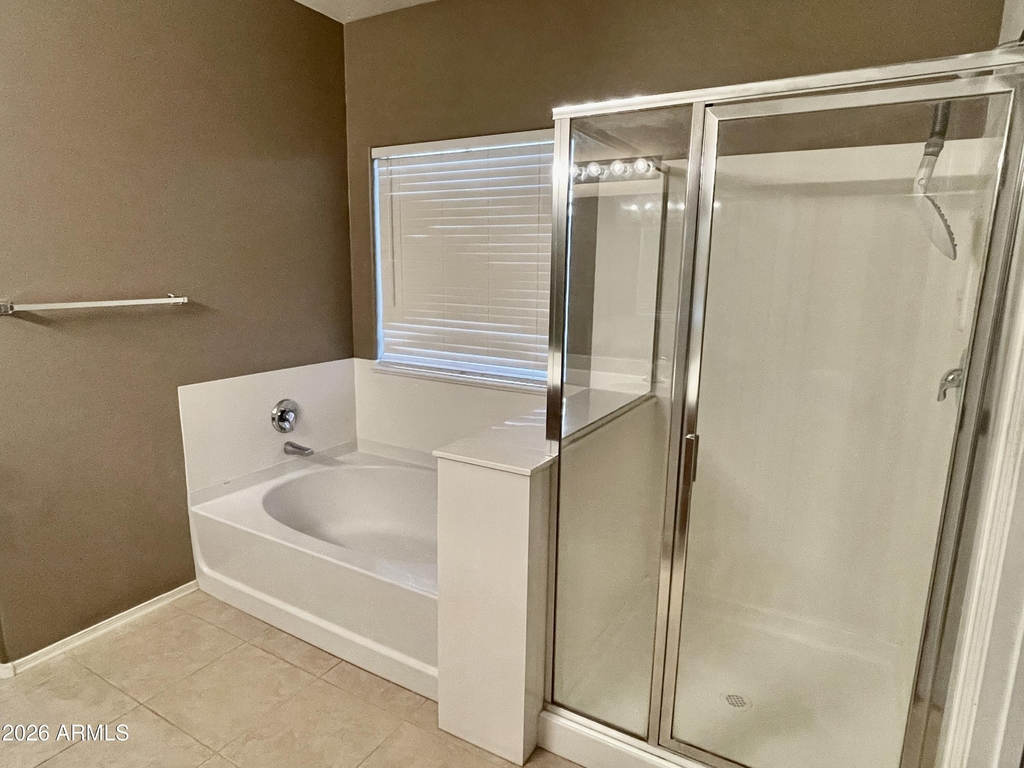 17456 W Ashley Drive - Photo 14