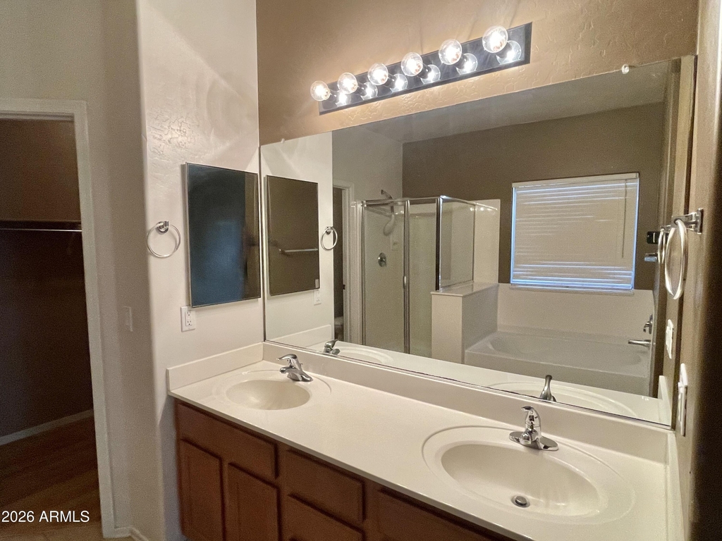 17456 W Ashley Drive - Photo 17