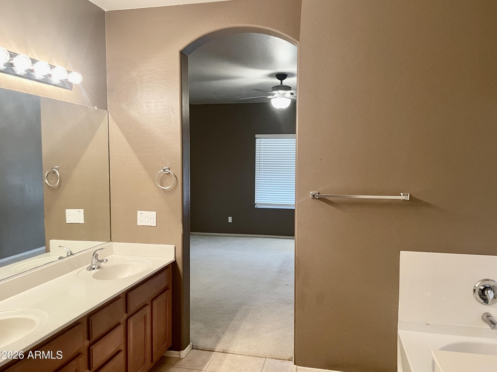 17456 W Ashley Drive - Photo 13