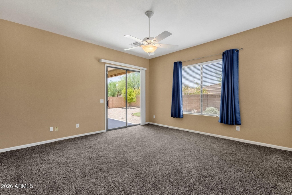 2403 E Robb Lane - Photo 17