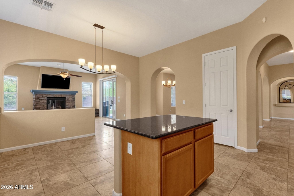 2403 E Robb Lane - Photo 12