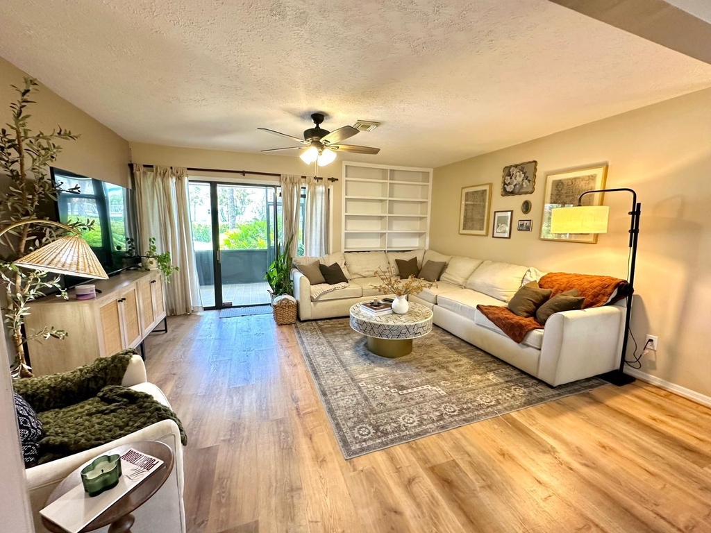 13509 S Indian River Drive - Photo 2