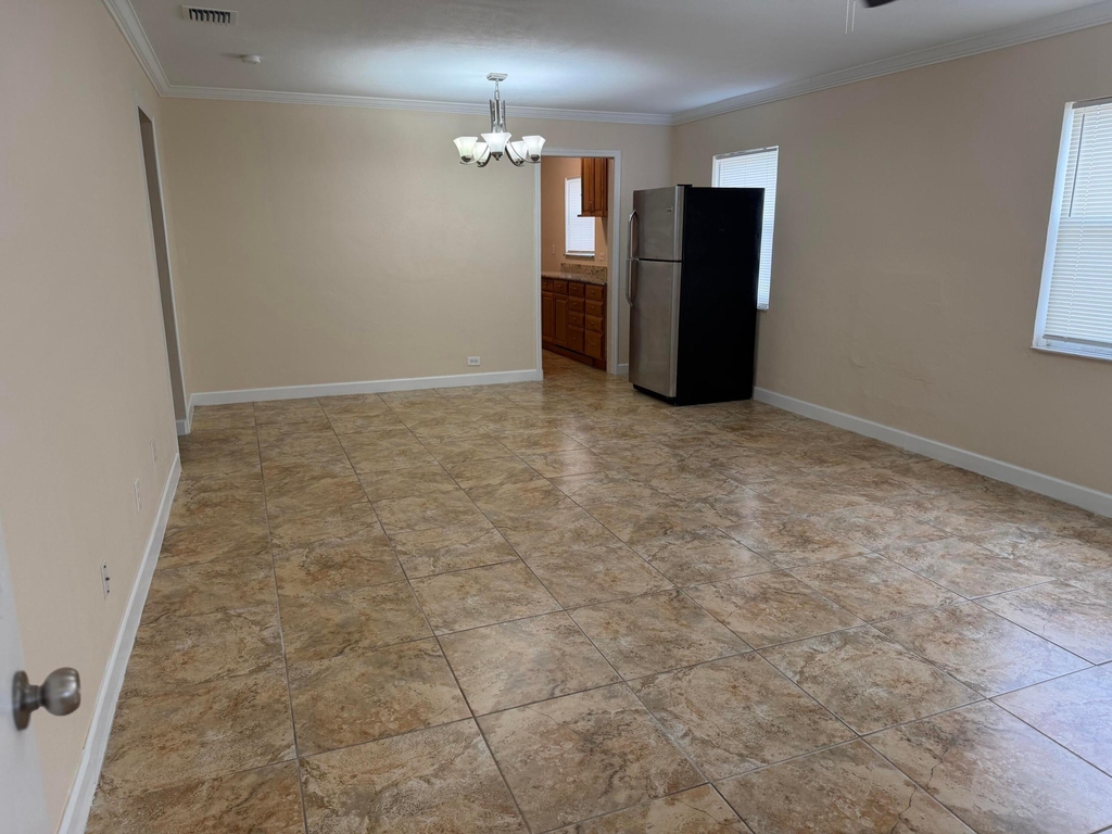 926 14th Street - Photo 14