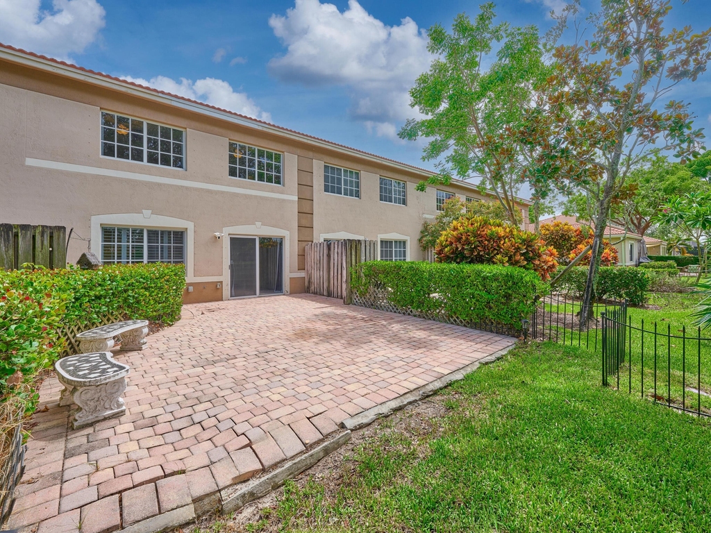 6725 Old Farm Trail - Photo 17