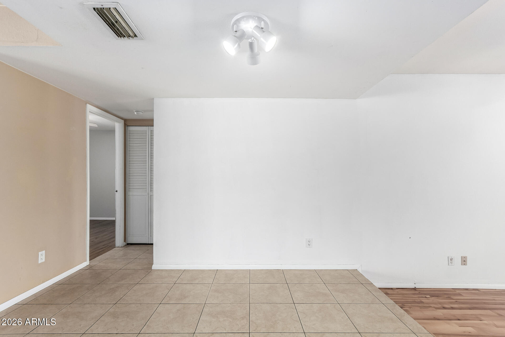 4404 S Mcallister Avenue - Photo 7
