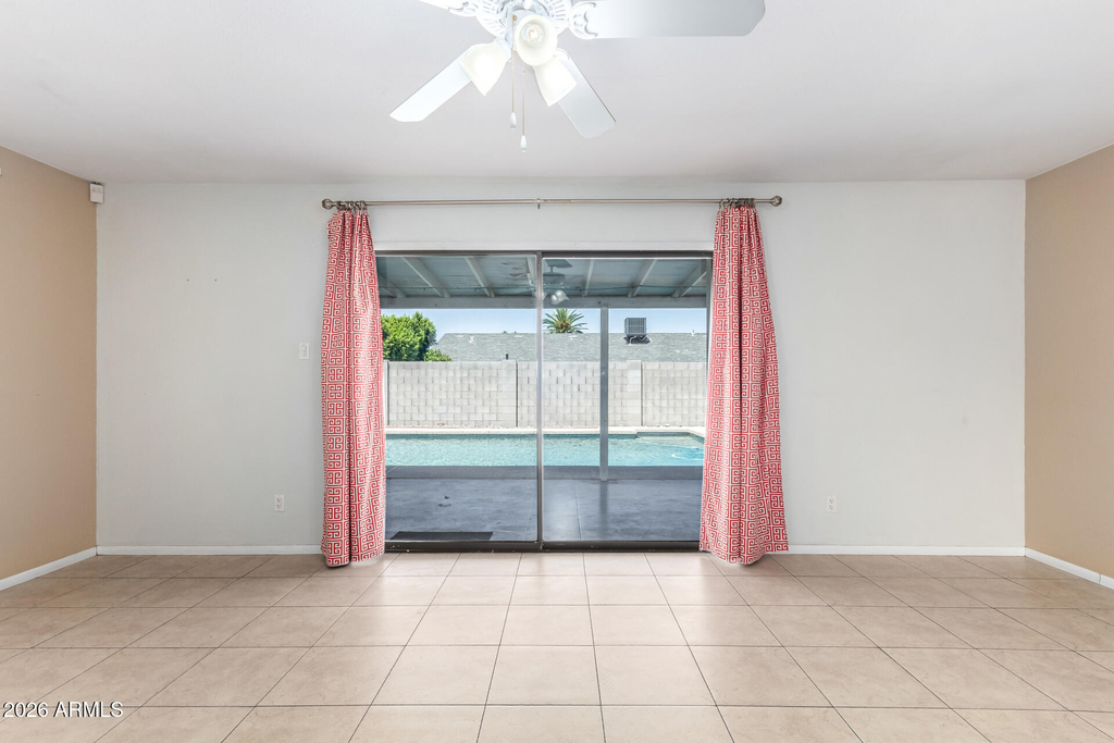 4404 S Mcallister Avenue - Photo 9