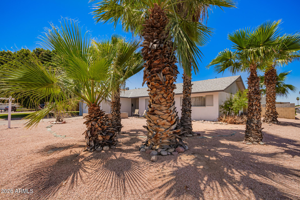 4404 S Mcallister Avenue - Photo 2