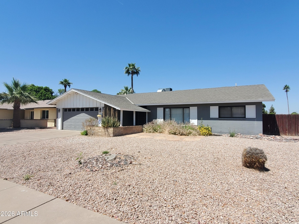 4404 S Rita Lane - Photo 1