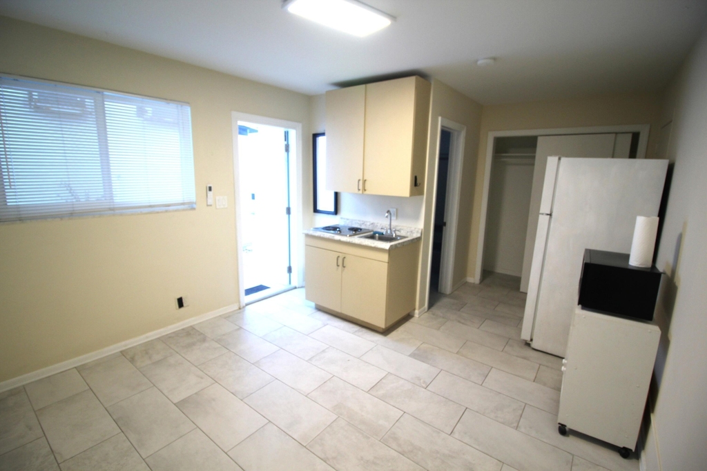 4440 Bougainvilla Drive - Photo 11
