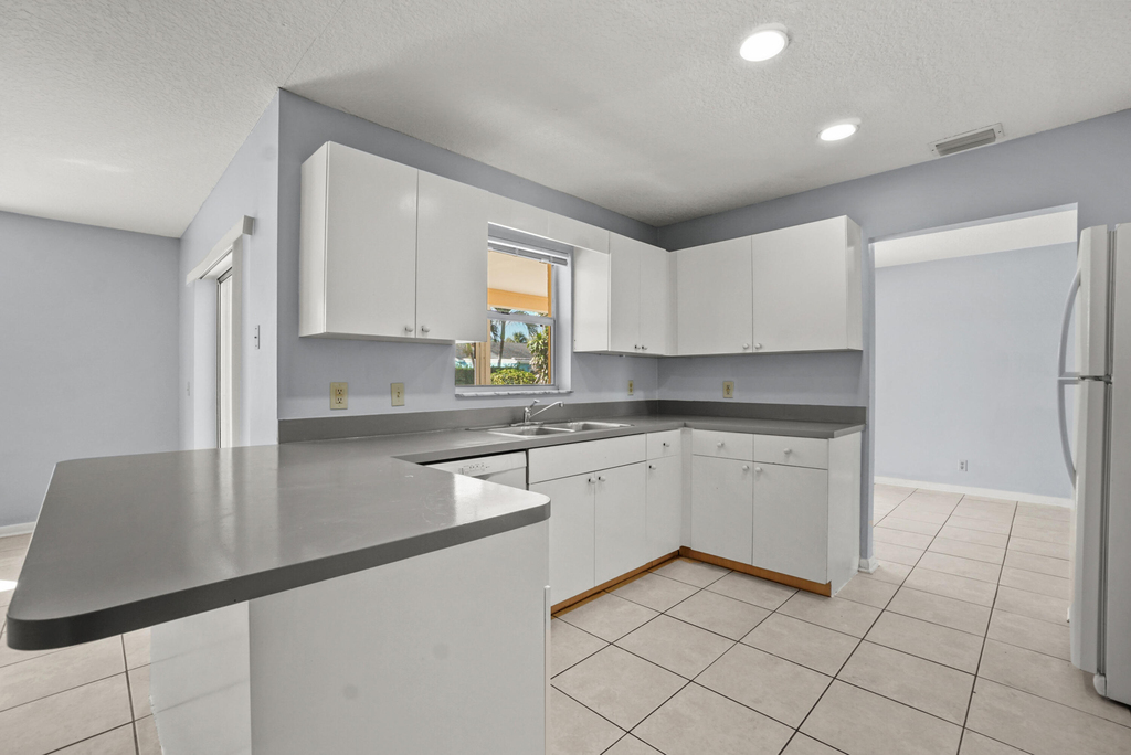 4128 Chestnut Avenue - Photo 14