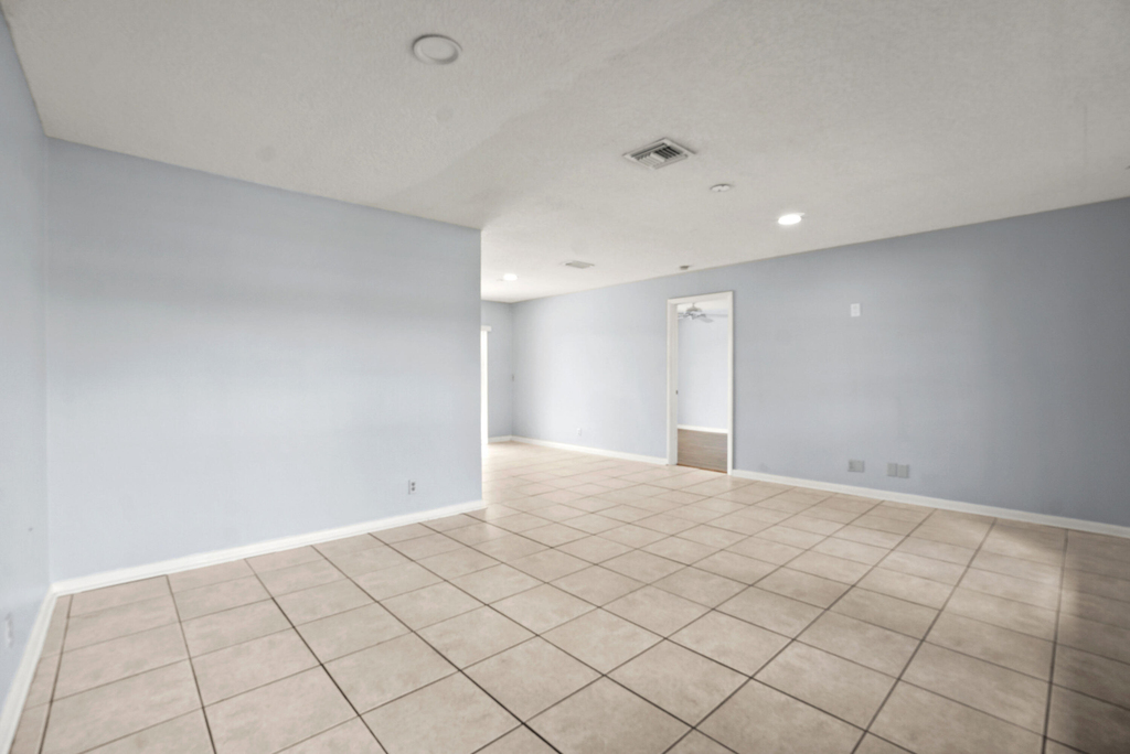 4128 Chestnut Avenue - Photo 2