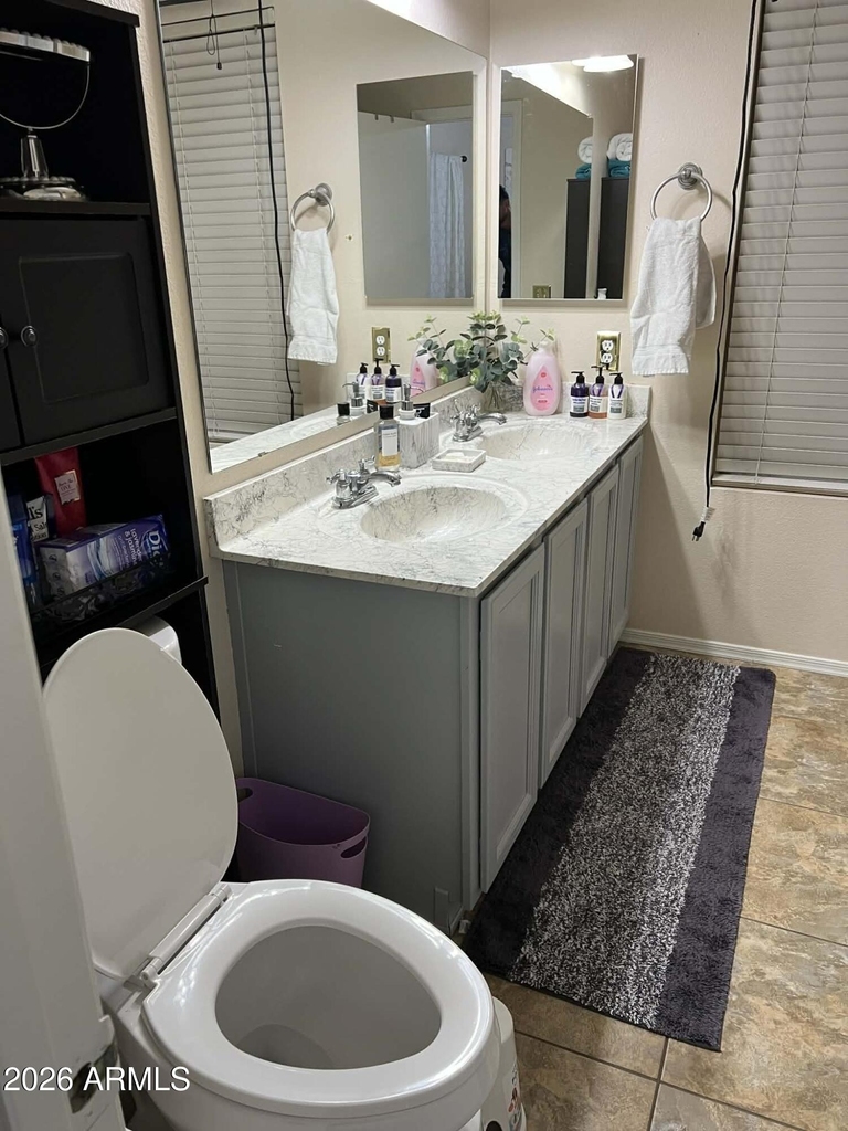 6806 N 77th Drive - Photo 10
