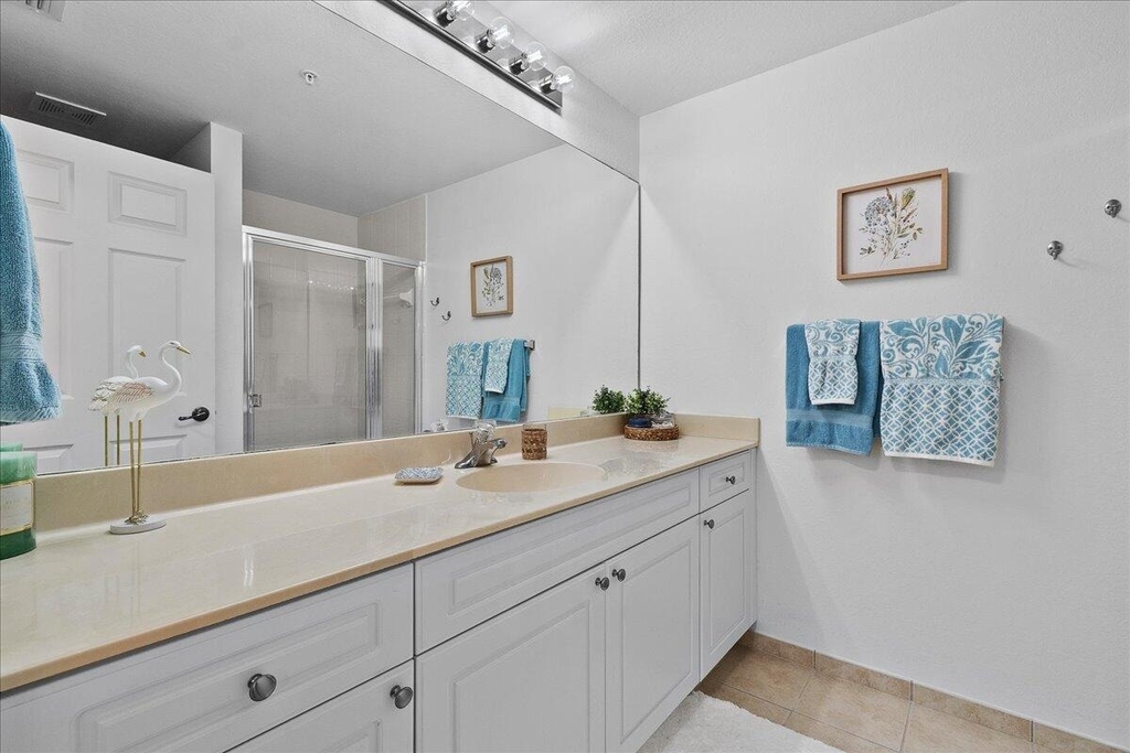 3020 Alcazar Place - Photo 14